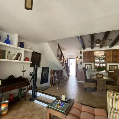 R97 Casa Alorda * Calafell