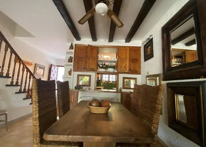 R97 Casa Alorda * Calafell